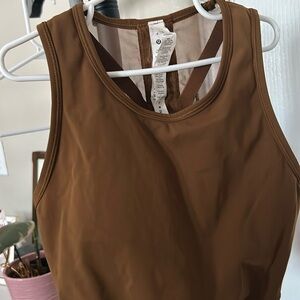 Lululemon workout top